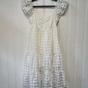 White Checkered Ruffle Sleeve Dress Day & Moon‎ size large